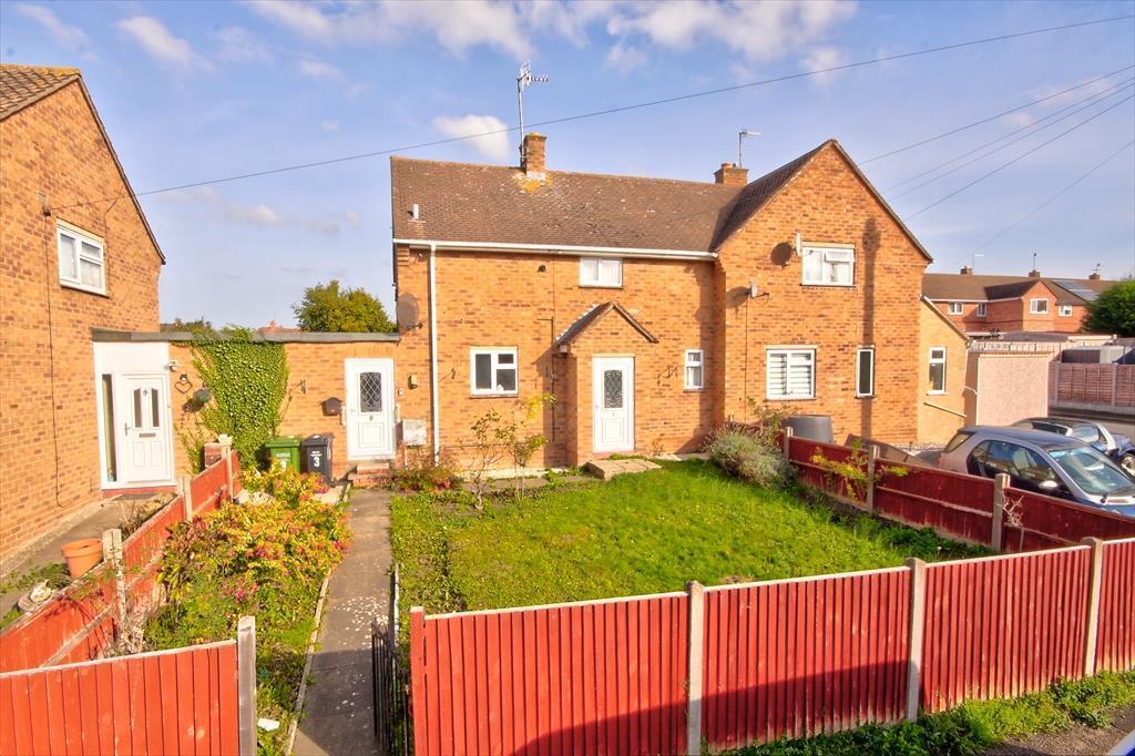 2 bedroom property for sale in Green Leys, Badsey, Evesham £189,950