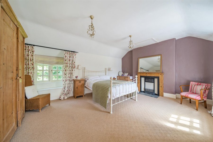 Stags 4 bedroom property for sale in Duloe, Cornwall