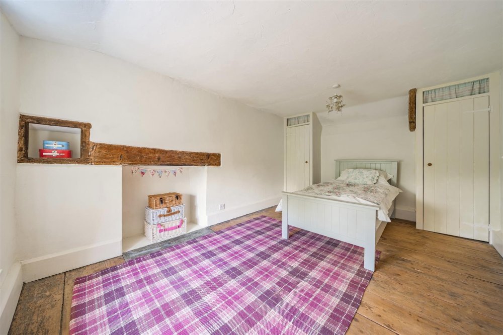 Stags 4 bedroom property for sale in Duloe, Cornwall