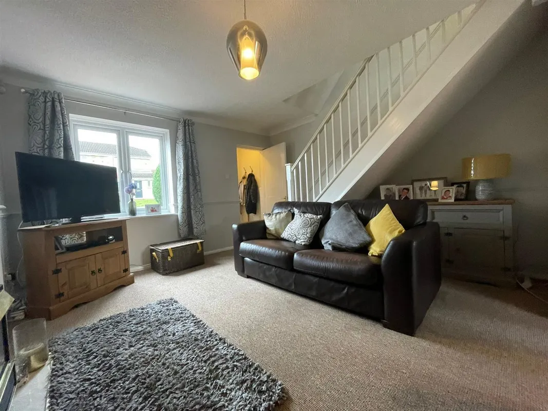 Stonelea Court, Meanwood, Leeds, LS7