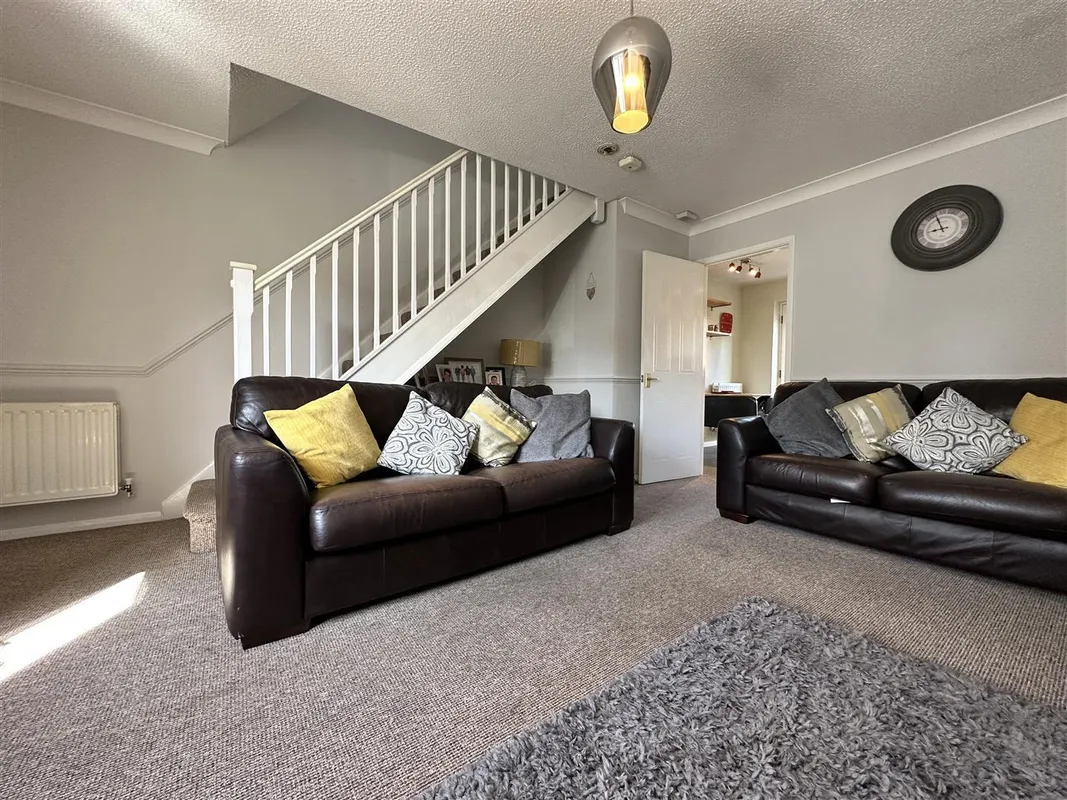 Stonelea Court, Meanwood, Leeds, LS7