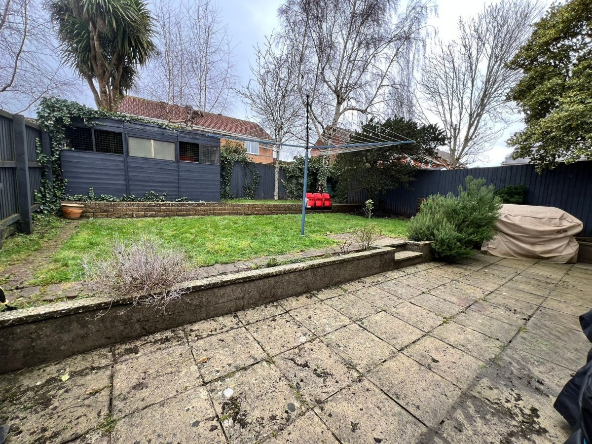 4 bedroom property for sale in Channel Close, Rhoose, CF62 £325,000