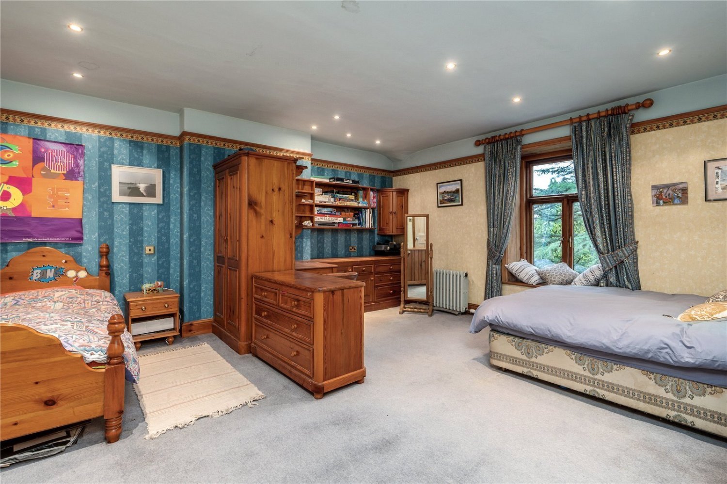 JacksonStops 5 bedroom property for sale in Whaley Lane, Whaley