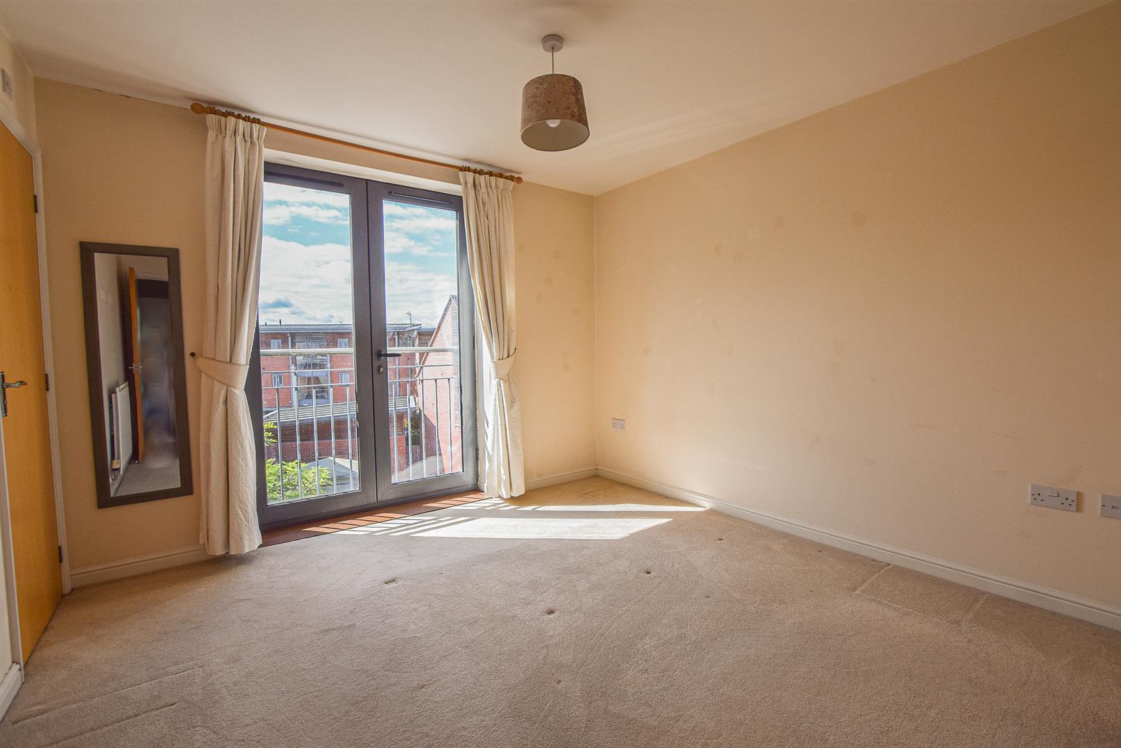 2 bedroom property for sale in Diglis Dock Road, Worcester £185,000