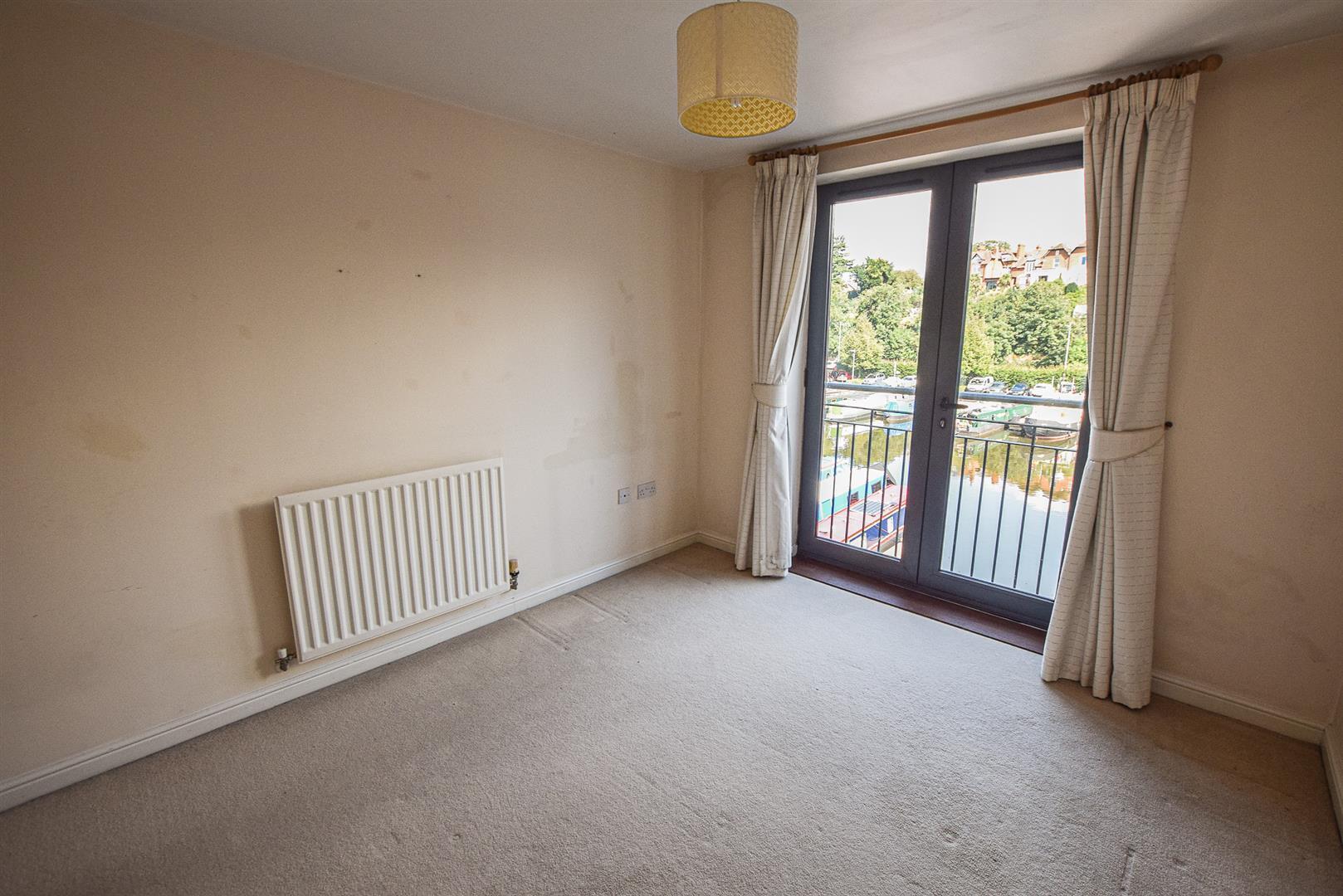 2 bedroom property for sale in Diglis Dock Road, Worcester £185,000