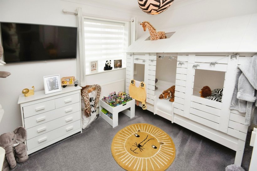 River Mead, Braintree 4 bedroom detached house William H Brown