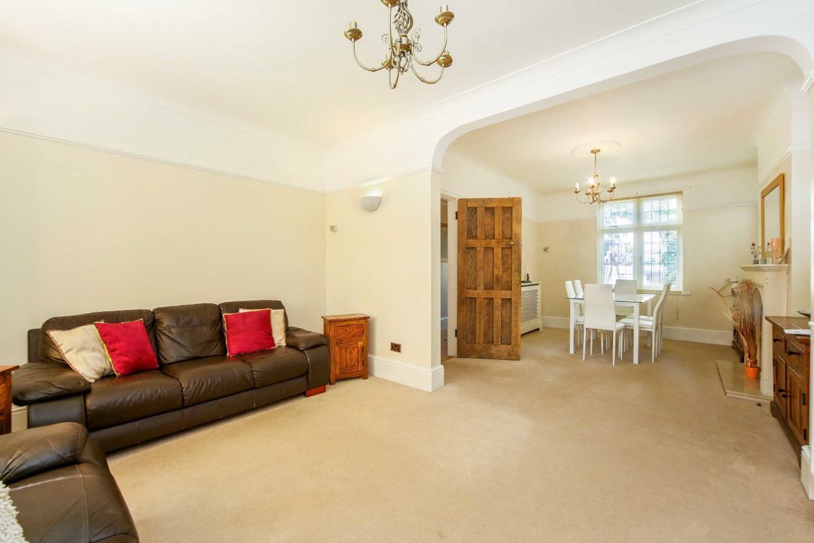 Jacksons 4 bedroom property for sale in Pollards Hill West, Streatham £695,000