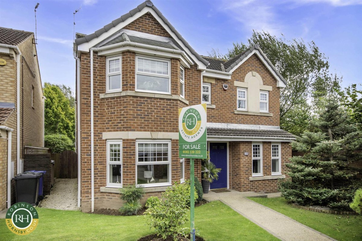 4 bedroom property for sale in Aintree Drive, Woodfield Plantation