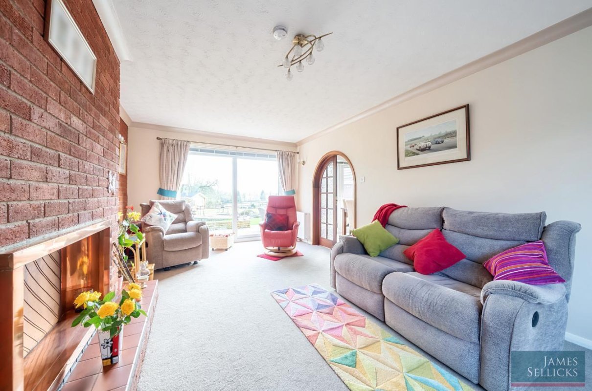 4 bedroom property for sale in Swallow Brook, Clipston, Market