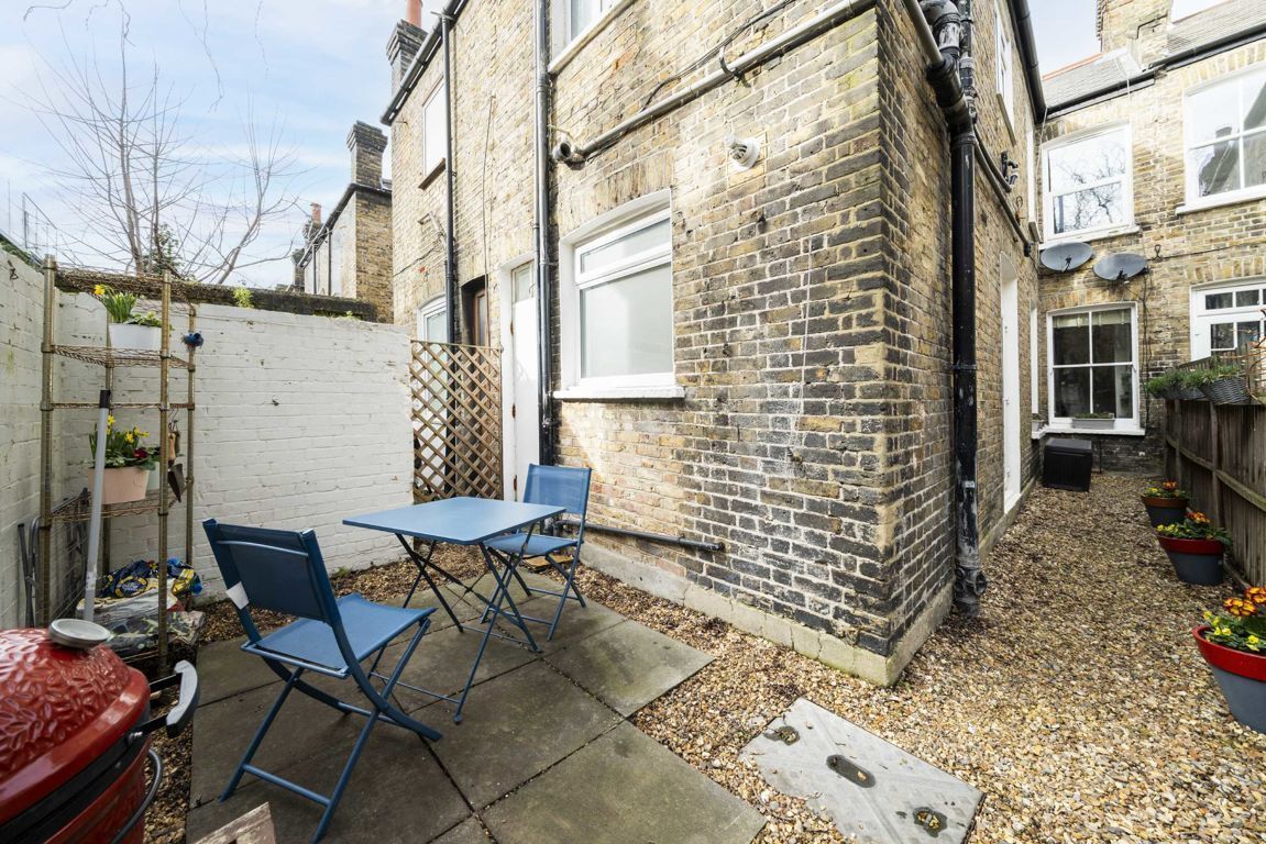 Jacksons 2 bedroom property for sale in Delia Street, Earlsfield £500,000