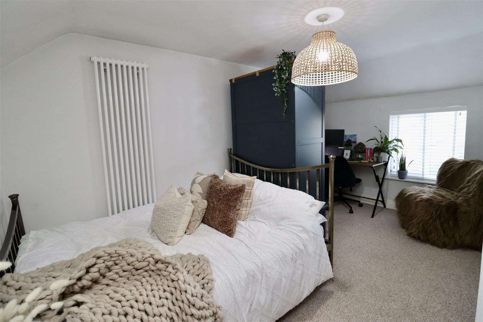 2 bedroom property for sale in Pinfold, South Cave, Brough £195,000