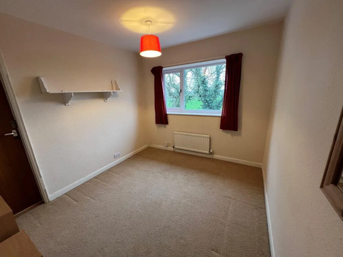 THE FLAT, SPINNEY FARM, THRUSSINGTON