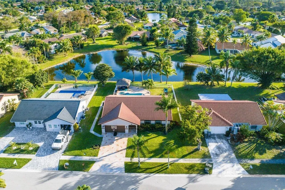 21267 Hazelwood Ln, Boca Raton, FL 33428