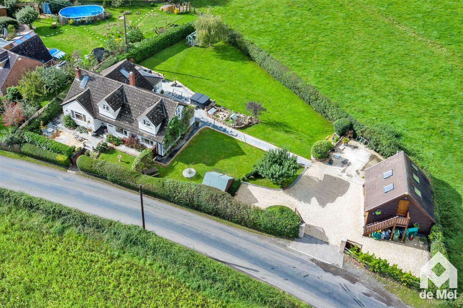 4 bedroom property for sale in Newtown, Martley, Worcester £695,000