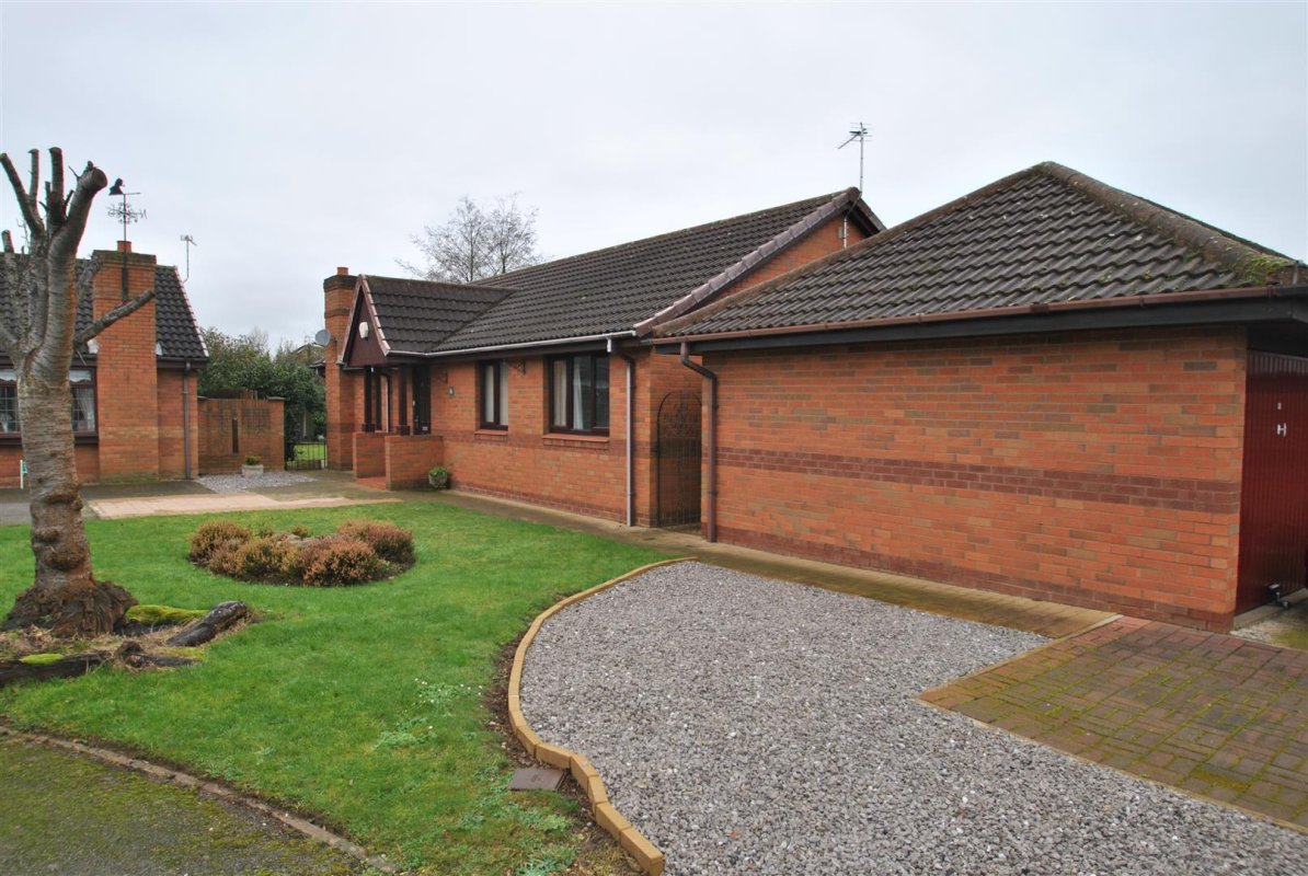 3 bedroom property for sale in St. Marys Drive, Dunsville, Doncaster