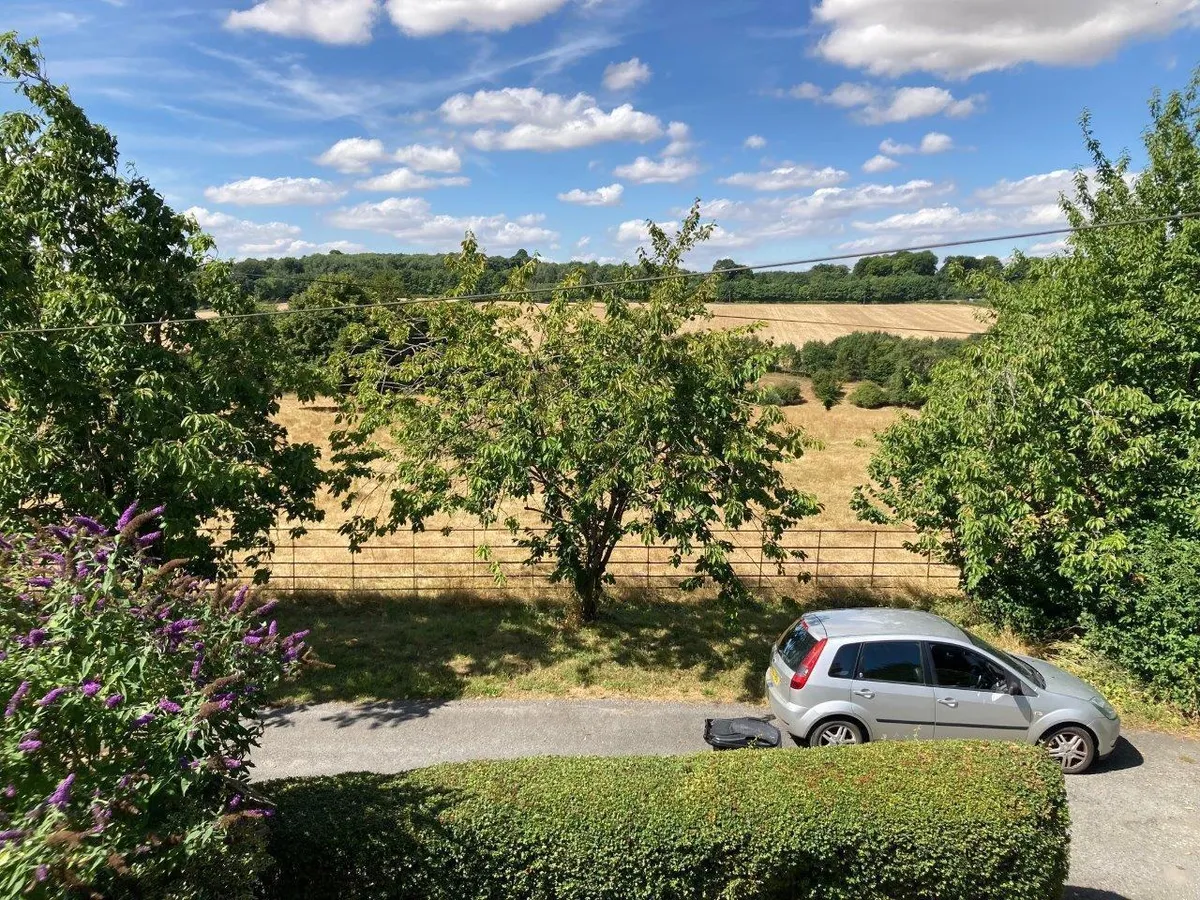 GRANGE FARM COTTAGES, HIGH DYKE, STOKE ROCHFORD, GRANTHAM