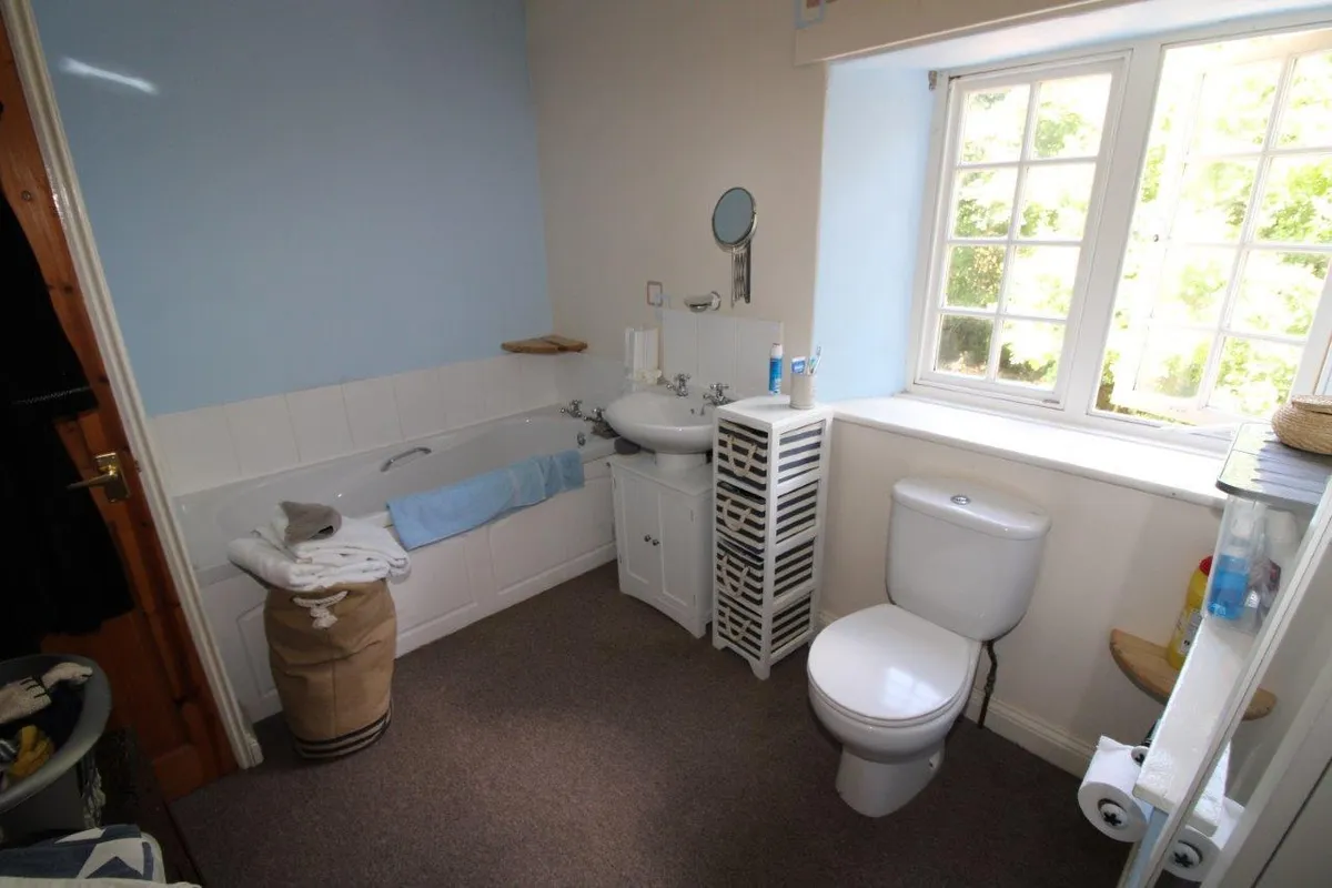 GRANGE FARM COTTAGES, HIGH DYKE, STOKE ROCHFORD, GRANTHAM