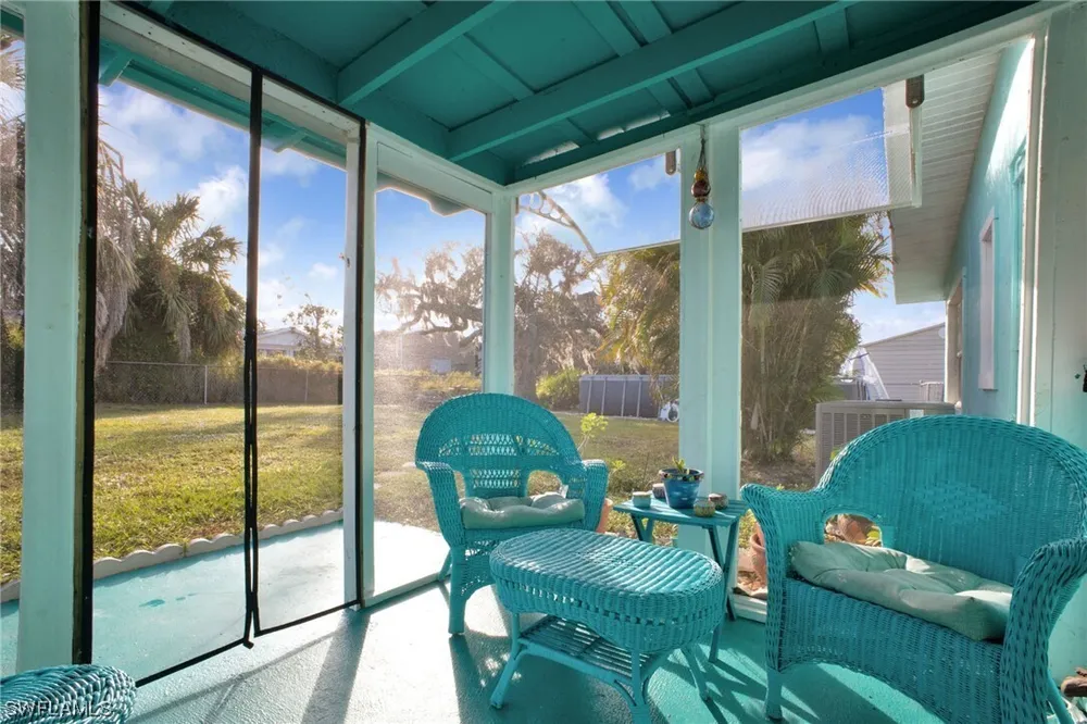 480 Ridgecrest Dr, Punta Gorda, FL 33982