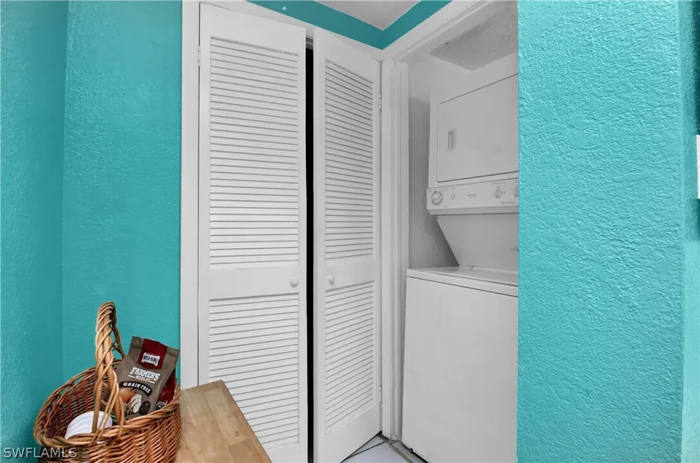 480 Ridgecrest Dr, Punta Gorda, FL 33982