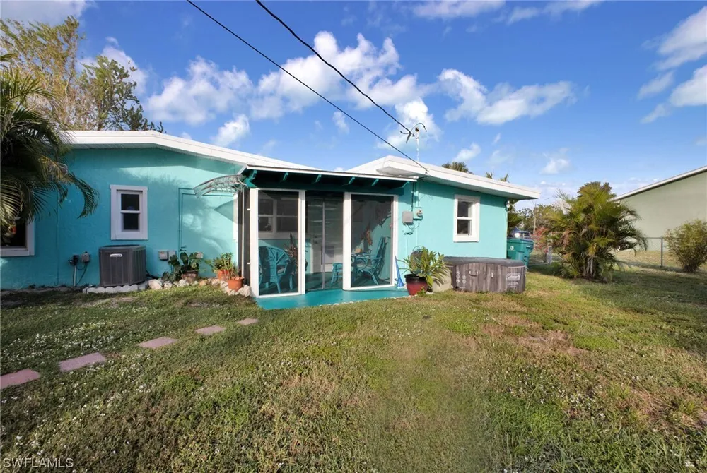480 Ridgecrest Dr, Punta Gorda, FL 33982