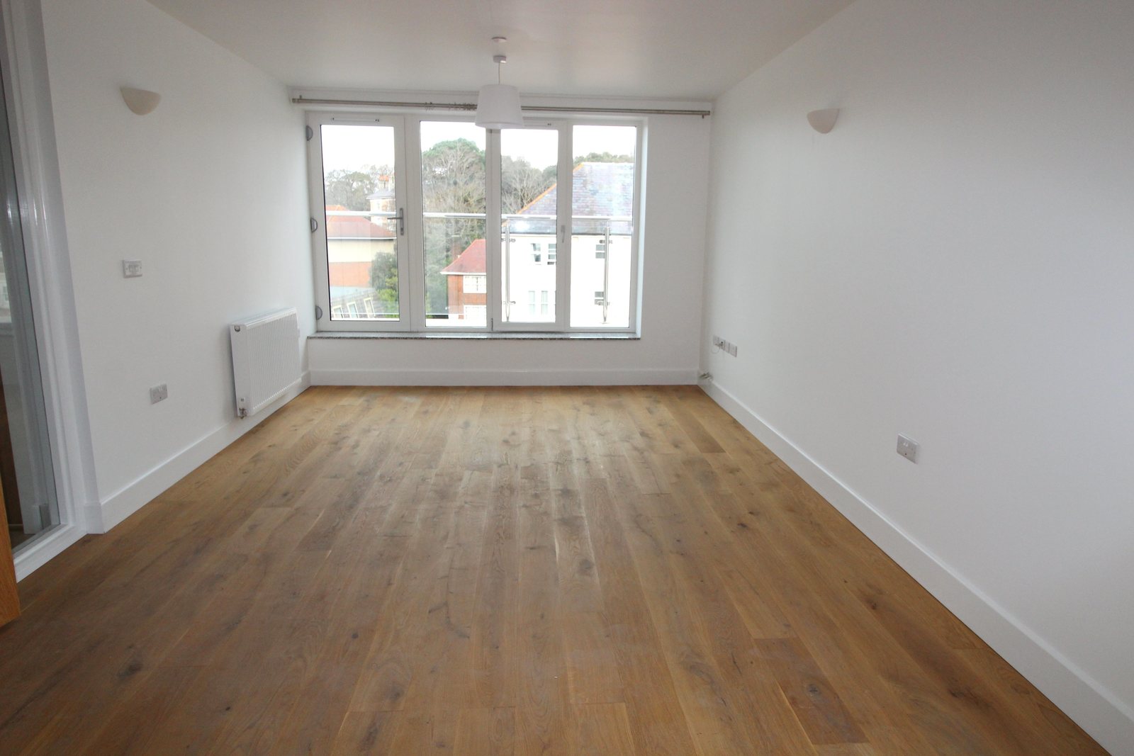 1 bedroom property to let in 2 St Stephens Road, Bournemouth, £975 pcm