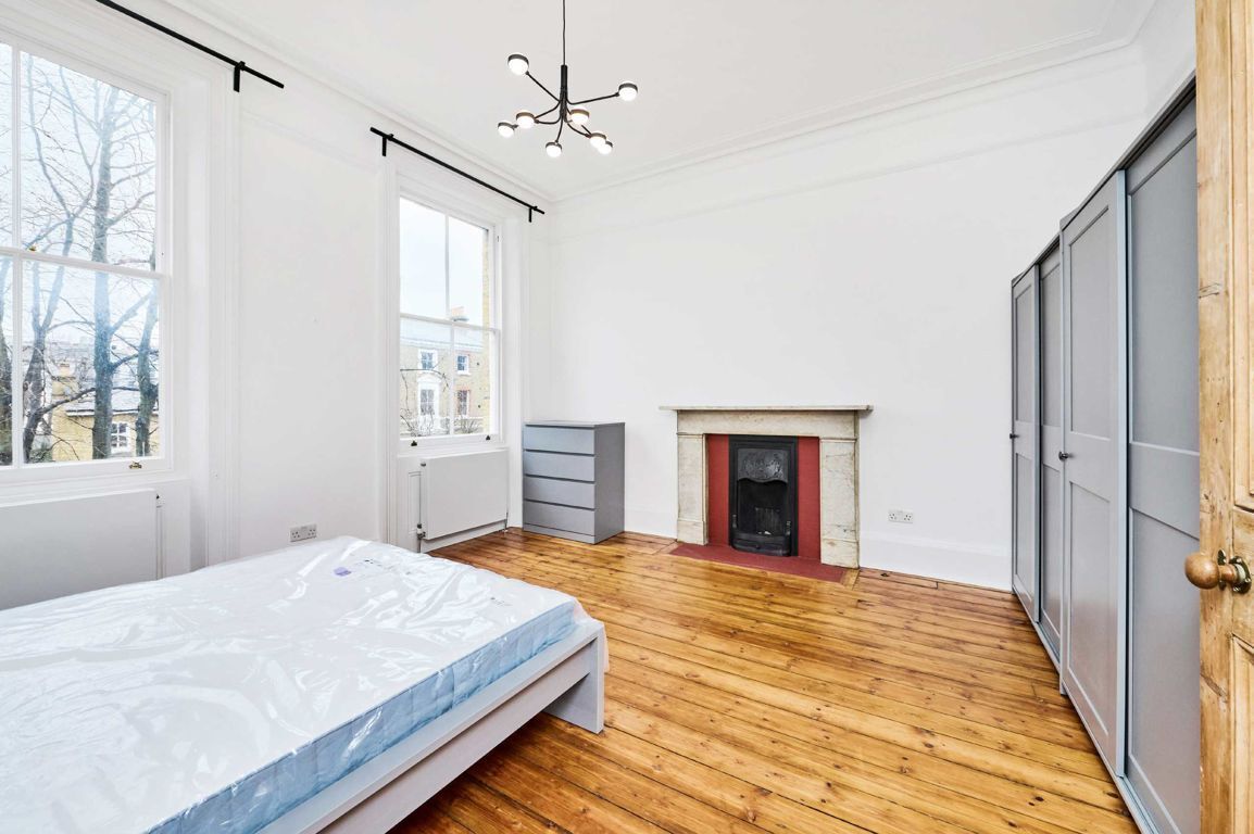 Jacksons 3 bedroom property for sale in Elms Road, Clapham £900,000