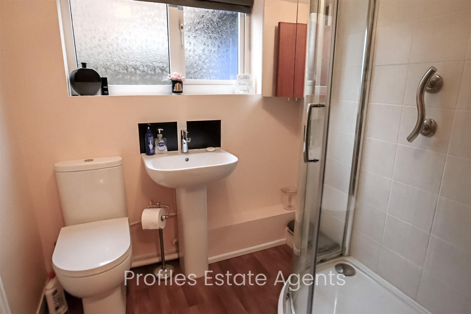 Lawton Close, Hinckley Image 13