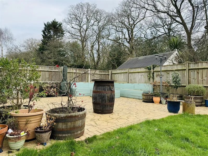 2 bedroom property for sale in Old Lane, Corton, Lowestoft £350,000