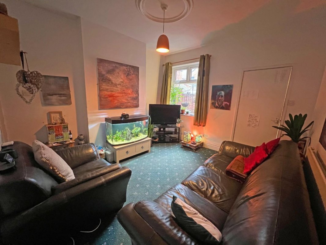 2 bedroom property for sale in Kensington Street, Belgrave, Leicester