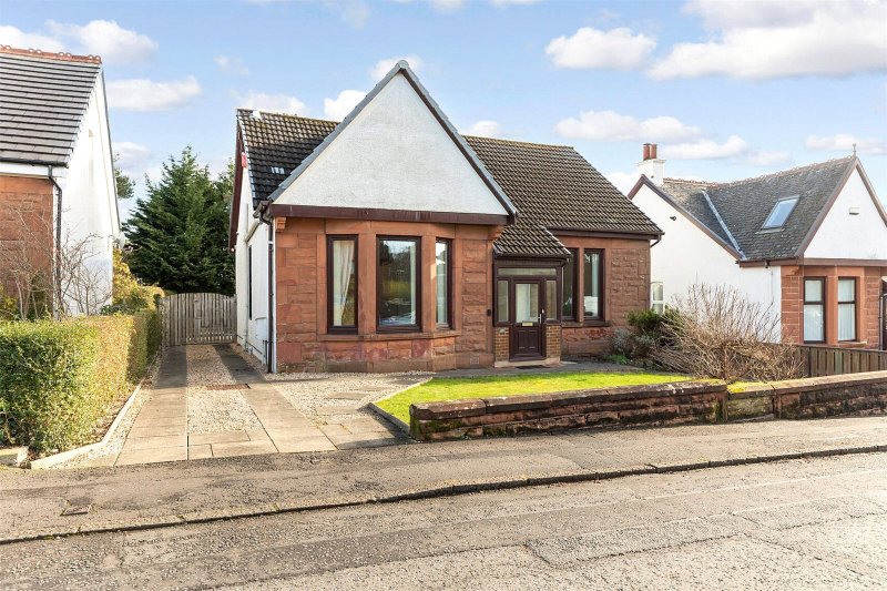 3 bedroom property for sale in Blenheim Avenue, Stepps, Glasgow, G33
