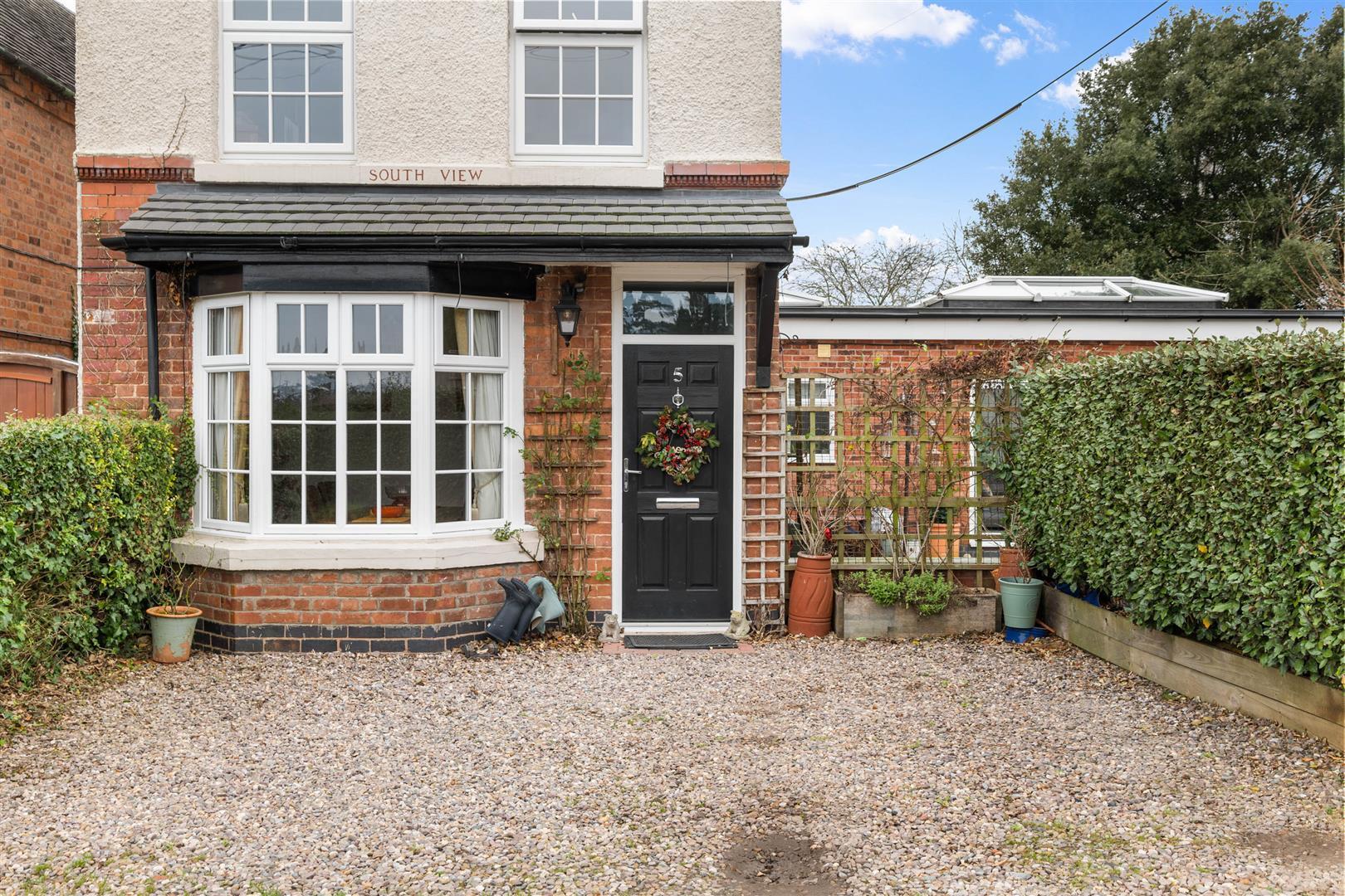 3 bedroom property for sale in Parkfield Lane, Hallow, Worcester £400,000