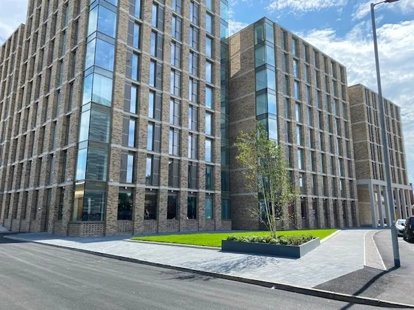 Burlington Square, Hulme, M15