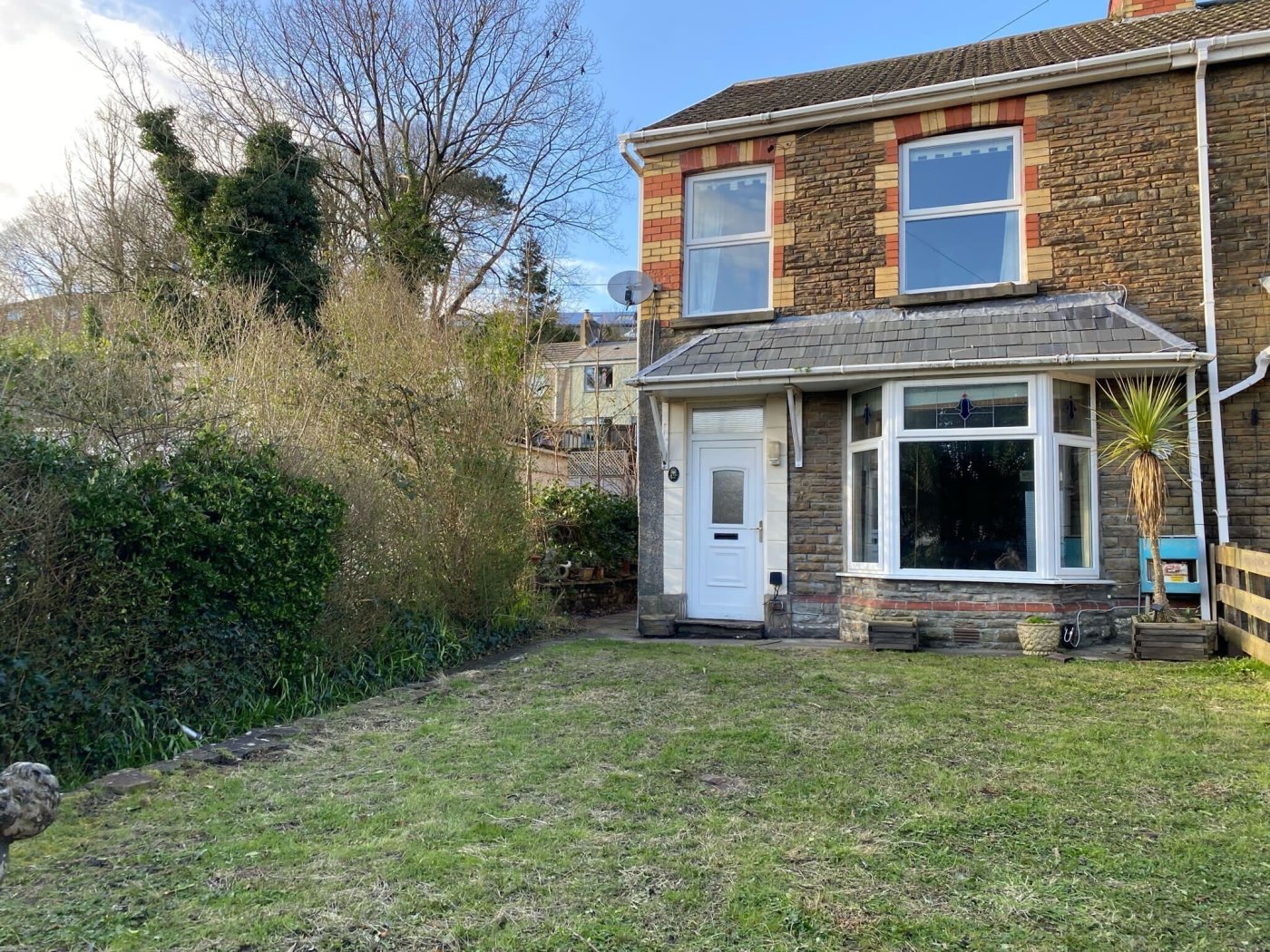 3 bedroom property for sale in New Road, Neath Abbey, Neath £120,000