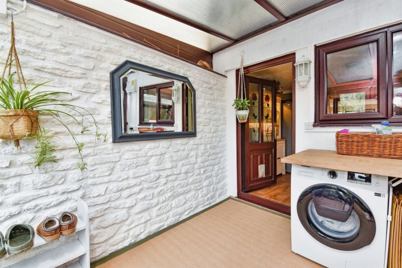 The Mount, Blatchbridge, Frome 2 bedroom end of terrace house Sequence