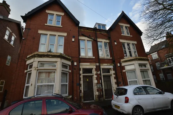 Cardigan Road, Headingley, LS6 3AG