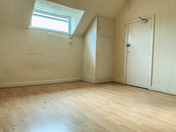 Lea Road, Heaton Moor, SK4