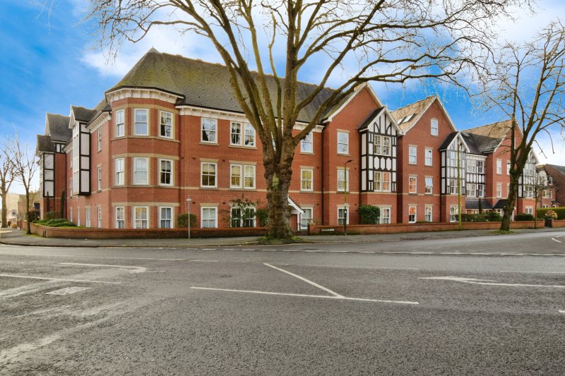 1 bedroom property for sale in Groby Road, Altrincham, Greater