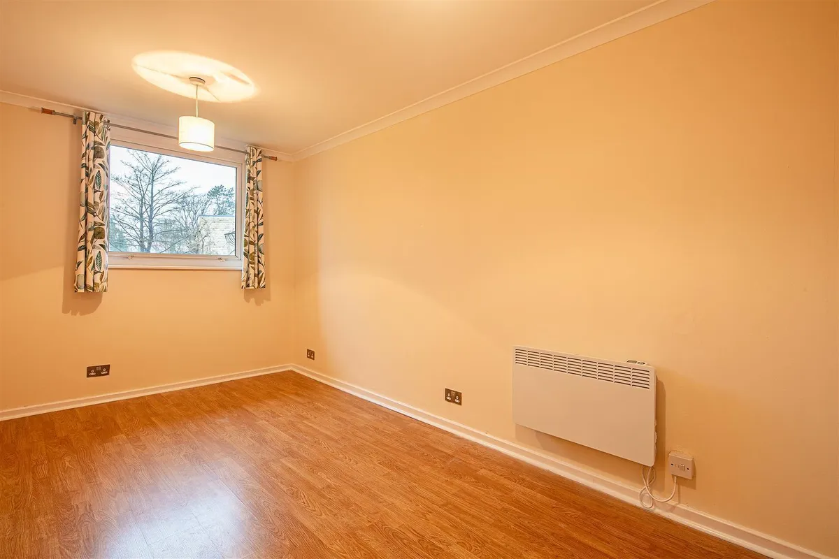 37 Storthwood Court, Storth Lane, Ranmoor, S10 3HP