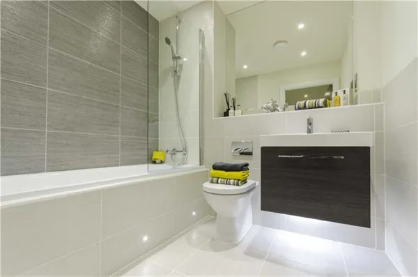 Lyon Road, Walton-On-Thames, KT12 photo 7