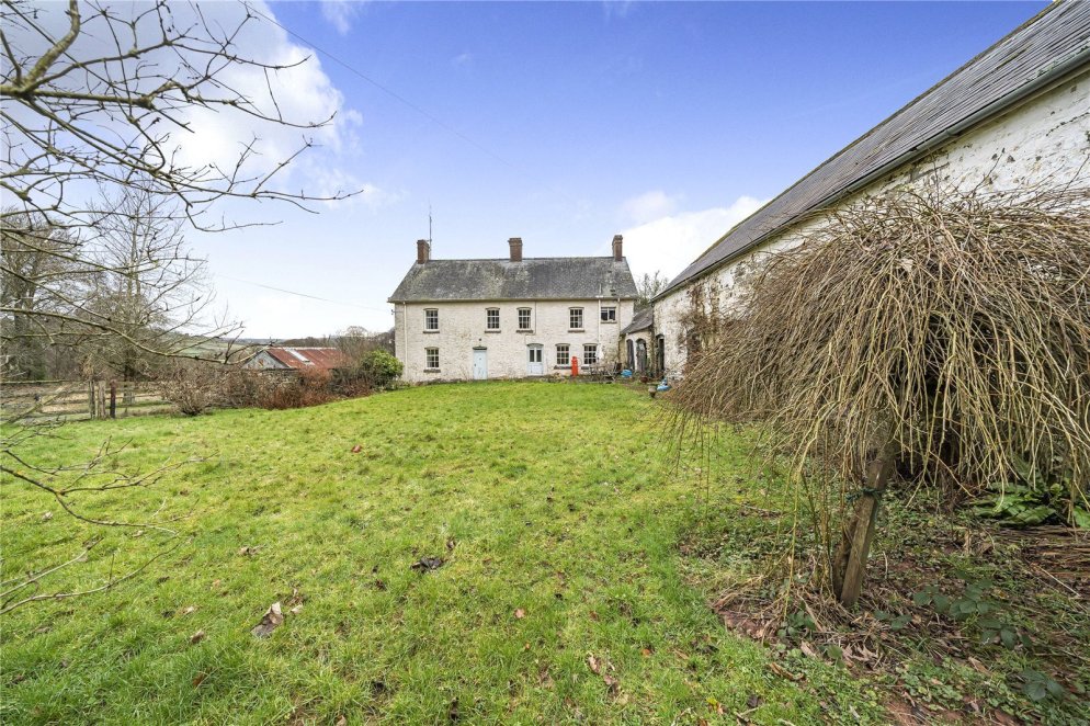 5 bedroom property for sale in Penpont, Brecon, Powys, LD3 Guide