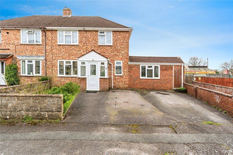 4 bedroom property for sale in Causeway Crescent, Totton, Southampton