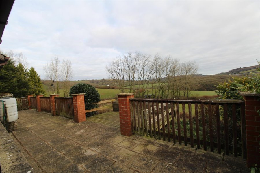 Stags 3 bedroom property to let in Combe Raleigh, Honiton