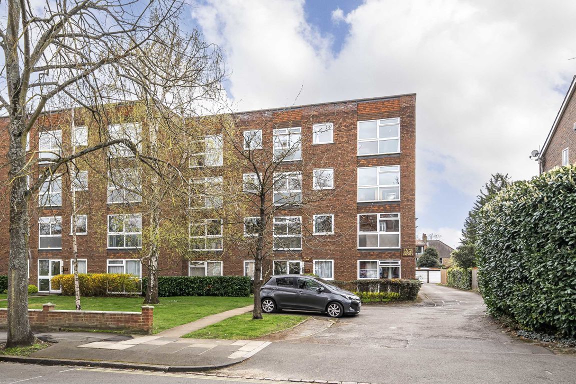 Snellers 2 bedroom property for sale in Waldegrave Park, Twickenham