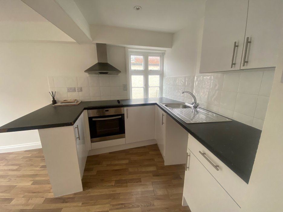 1 bedroom property to let in High Street, Saffron Walden £850 pcm