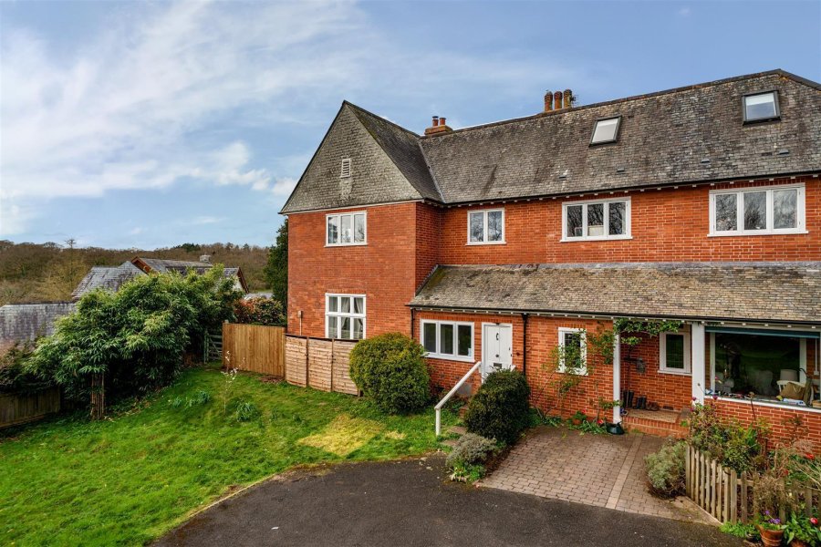 Stags 3 bedroom property for sale in Dartington, Totnes