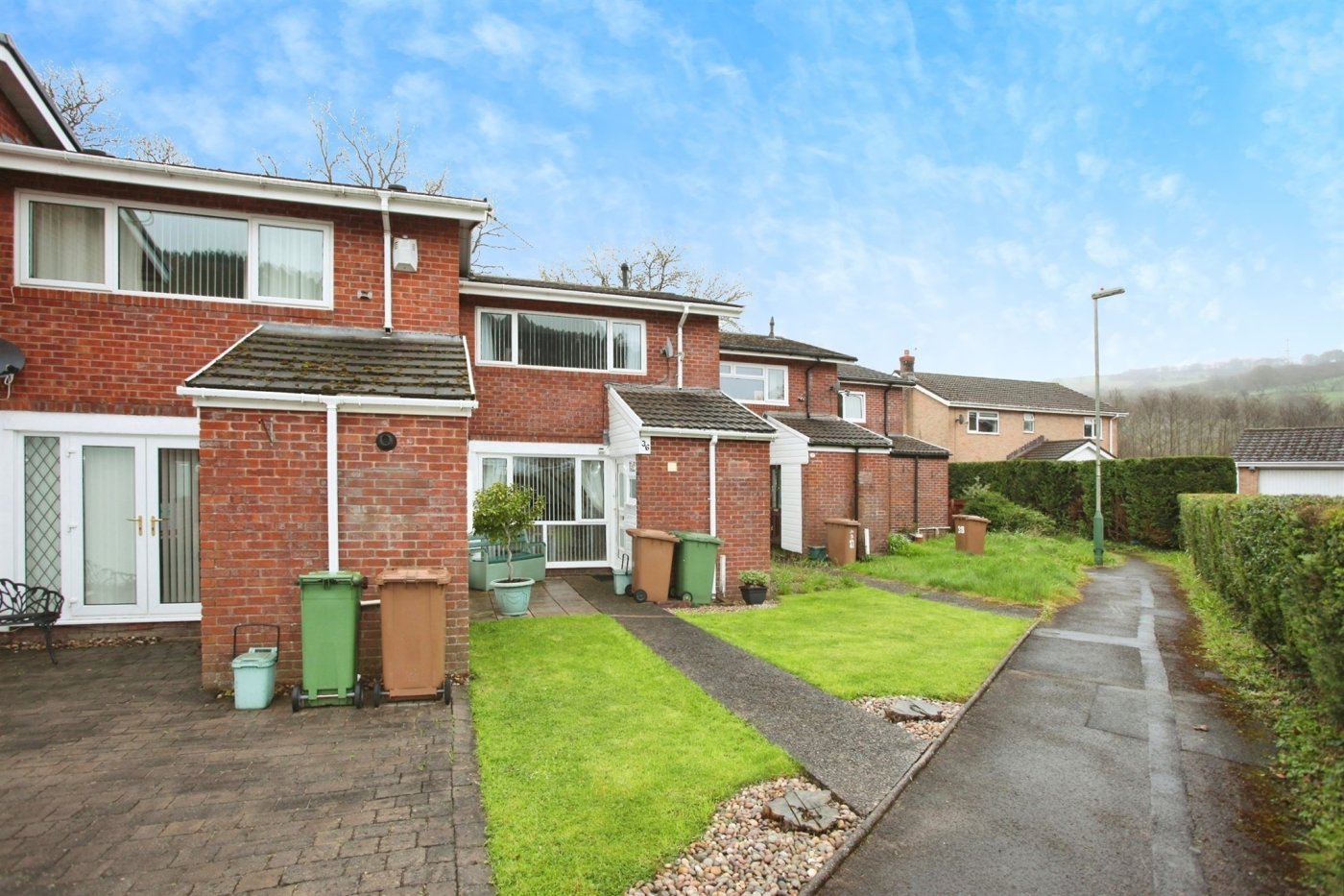 2 bedroom property for sale in Coed Y Pia, Llanbradach, Caerphilly £