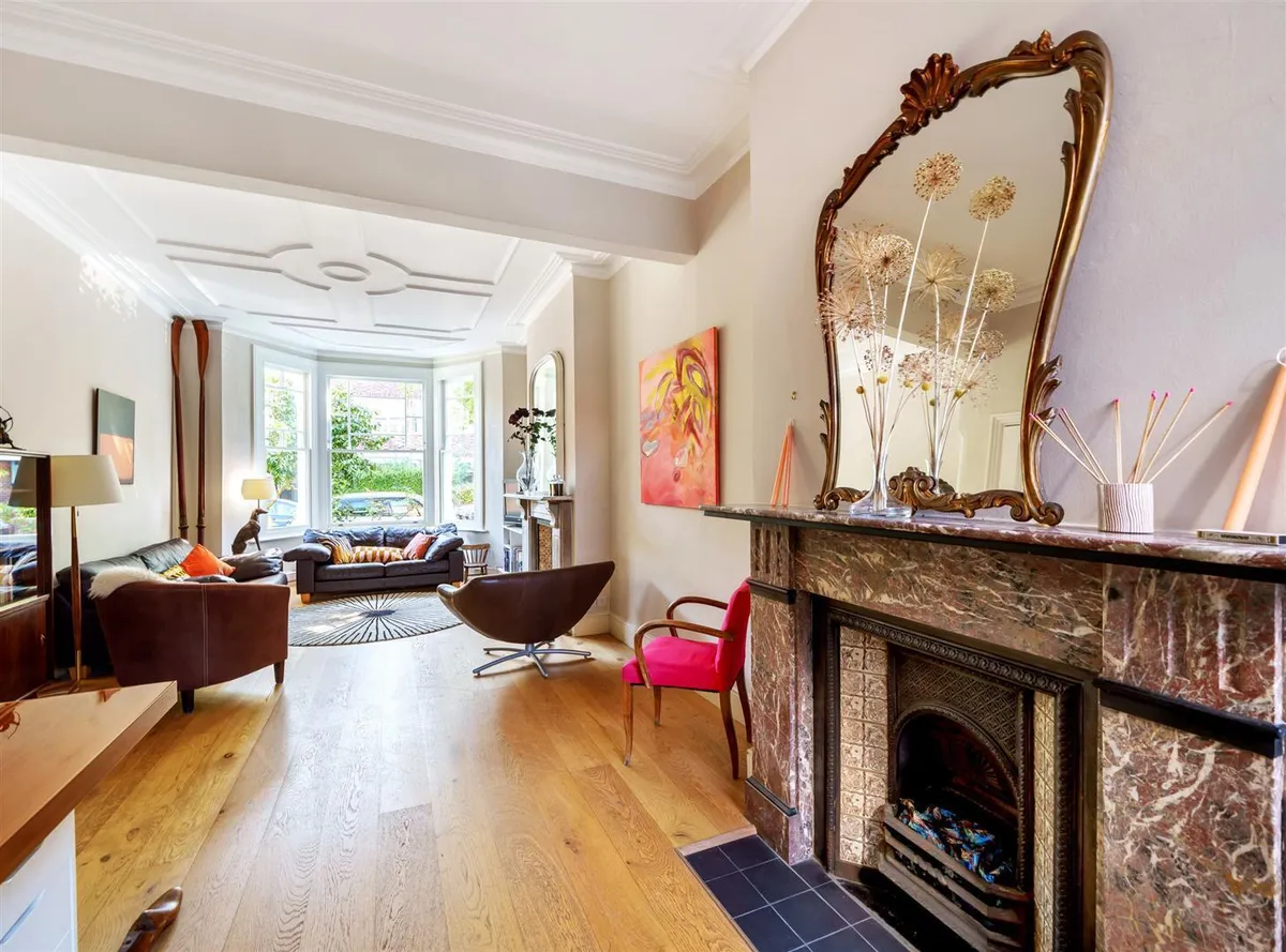 Windermere Avenue, London, NW6