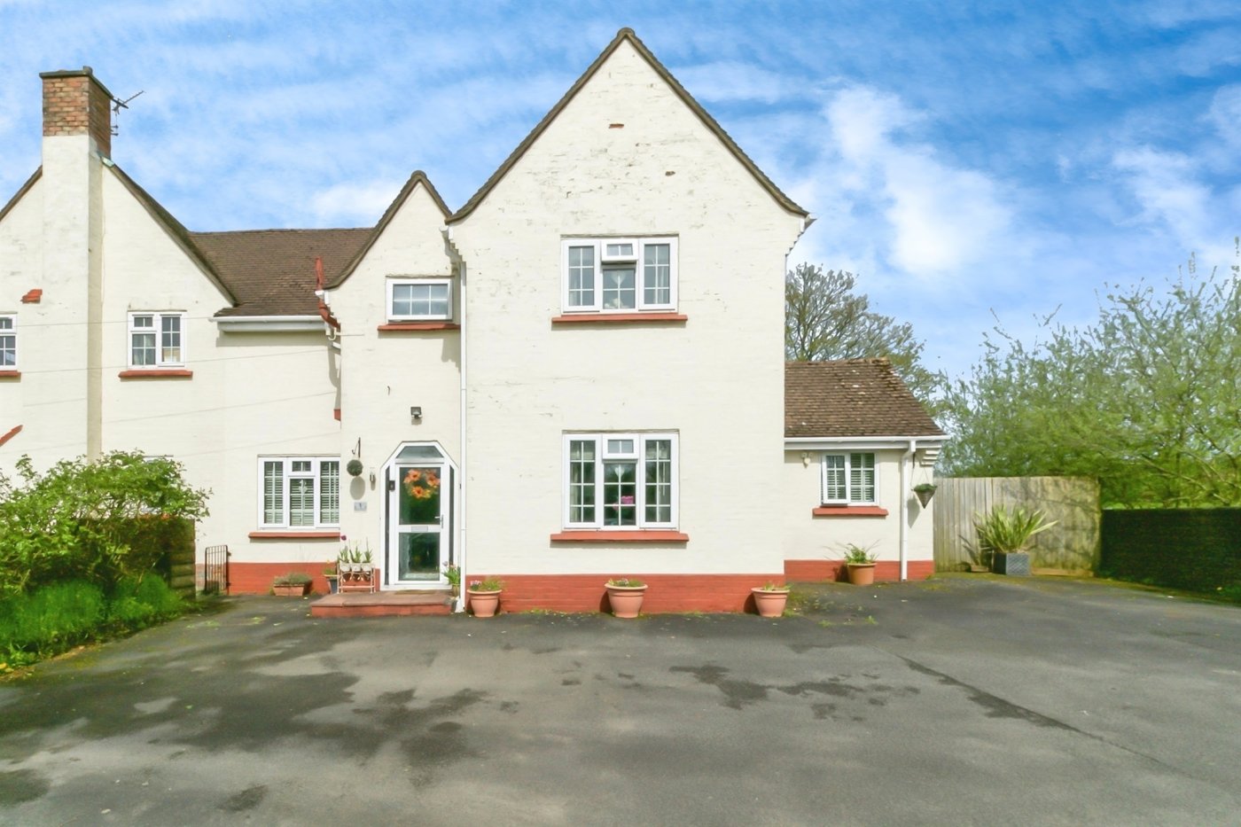 3 bedroom property for sale in Maes Y Ffynnon, Bonvilston, Cardiff