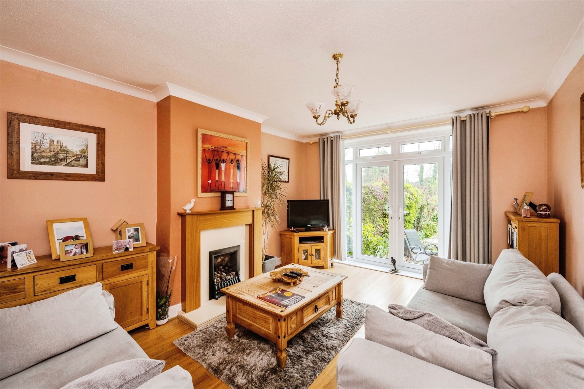 2 bedroom property for sale in The Avenue, Pontycymer, Bridgend £90,000