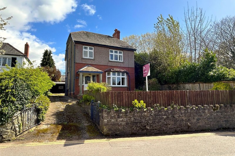 3 bedroom property for sale in High Street, Talgarth, Brecon, LD3